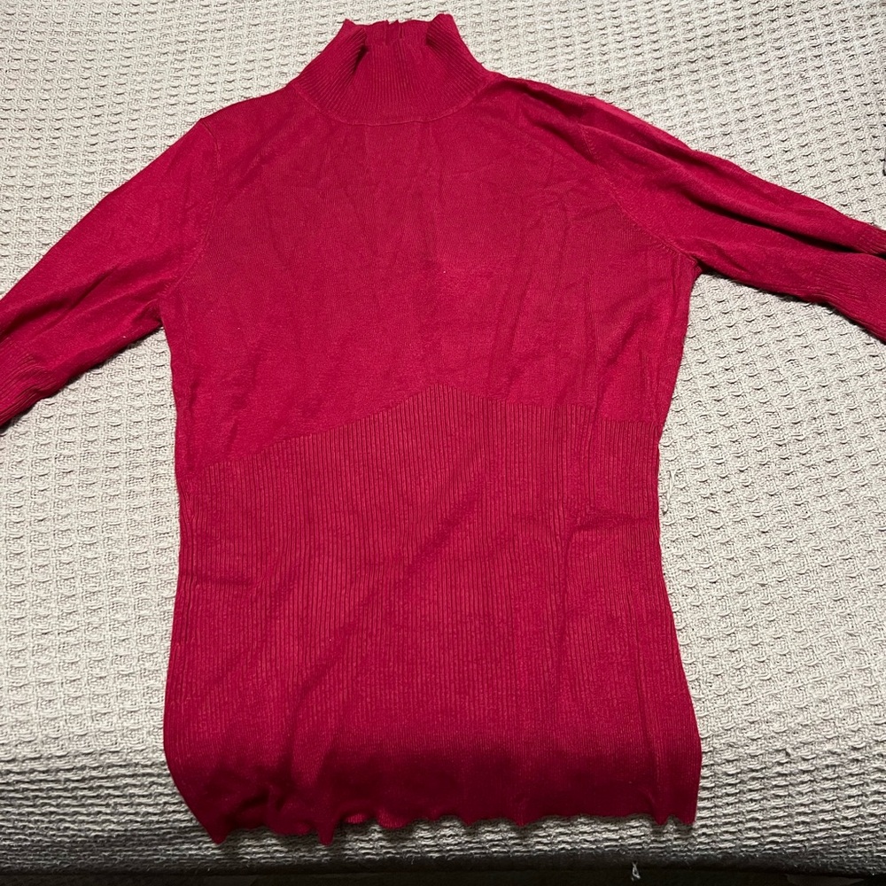 Elegant Red Women's Sweater